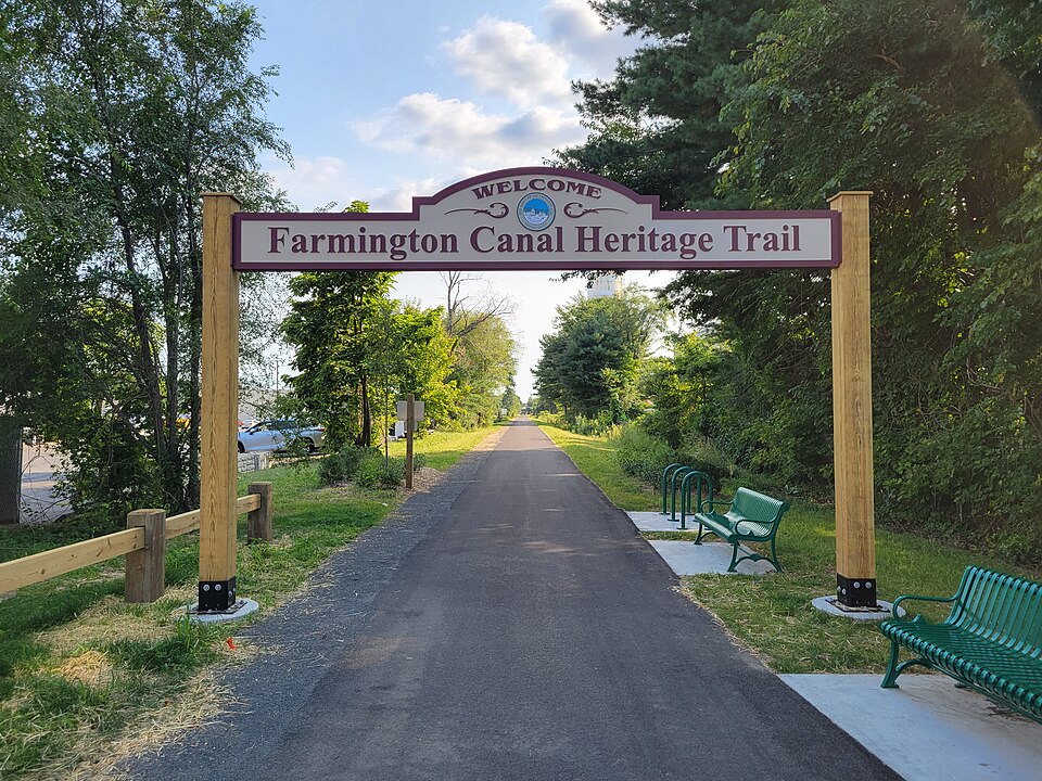 Farmington Canal Heritage Trail